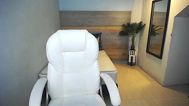 Snapshot of liseth_fox chatting on 28, 12, 2024 liseth fox online show from 28, 12, 2024