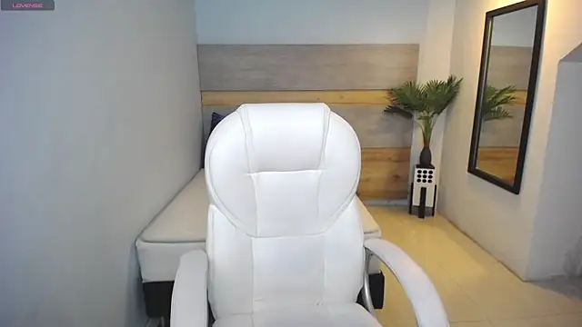 Snapshot of liseth_fox chatting on 20, 2, 2025 liseth fox online show from 20, 2, 2025