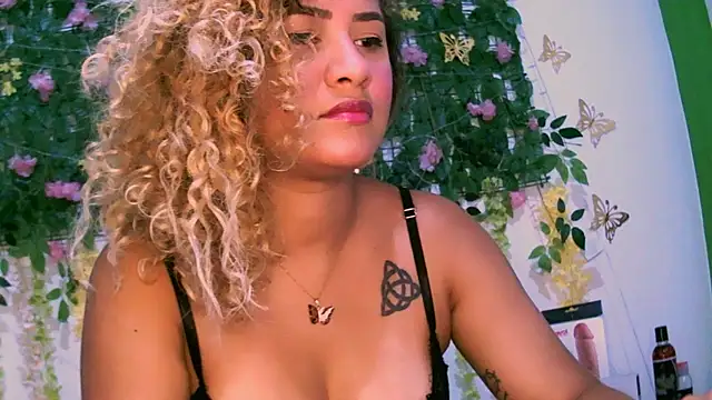 Crysrus online show from 1, 2, 2025