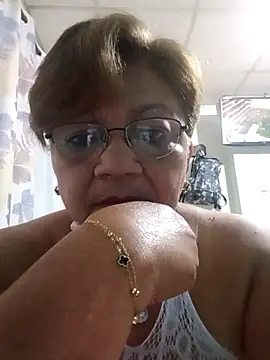 Snapshot of Madrastrahot69 chatting on 10, 11, 2025 Madrastrahot69 online show from 10, 11, 2025