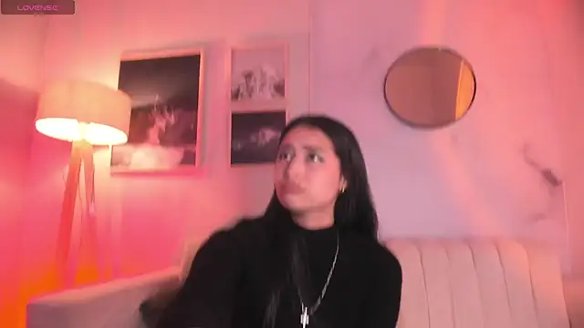 Snapshot of lara_madisson chatting on 14, 7, 2026 lara madisson online show from 14, 7, 2026
