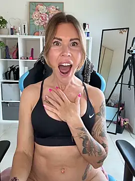 Lara Bergmann online show from 24, 3, 2026