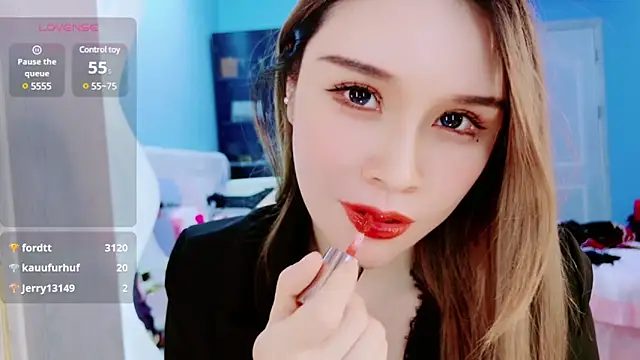 HU131452 online show from 11, 12, 2024