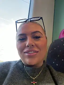 Snapshot of Arabellalee23 chatting on 19, 12, 2024 Arabellalee23 online show from 19, 12, 2024