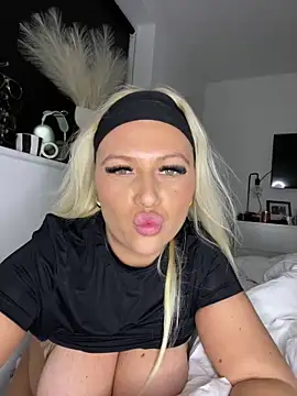 Snapshot of Arabellalee23 chatting on 9, 1, 2025 Arabellalee23 online show from 9, 1, 2025