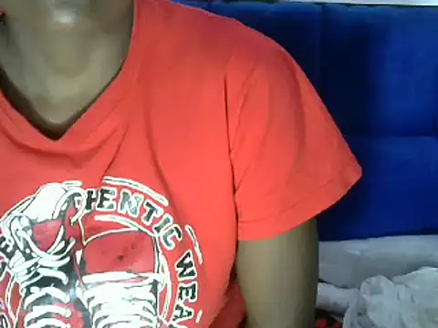 Snapshot of beauty_petite chatting on 9, 1, 2025 beauty petite online show from 9, 1, 2025