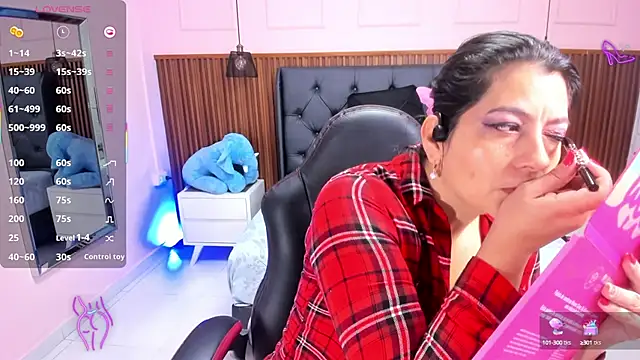 Snapshot of MEYLAGIA chatting on 13, 9, 2025 MEYLAGIA online show from 13, 9, 2025