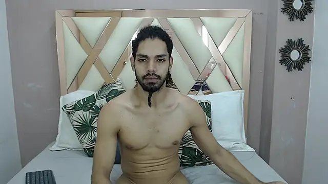 Snapshot of Amir_Abdull chatting on 4, 11, 2025 Amir Abdull online show from 4, 11, 2025