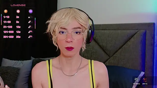 Snapshot of Sammy_Russell chatting on 7, 11, 2025 Sammy Russell online show from 7, 11, 2025