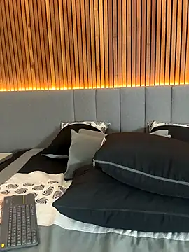 Snapshot of EmiilyAdams_ chatting on 20, 10, 2025 EmiilyAdams online show from 20, 10, 2025