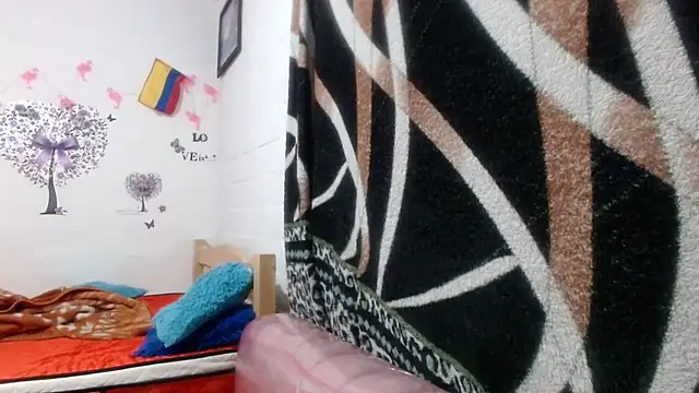 Snapshot of maria_and_angel chatting on 23, 12, 2024 maria and angel online show from 23, 12, 2024