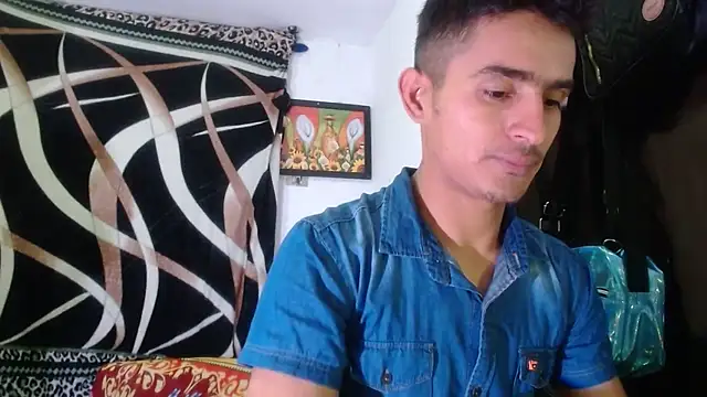 Snapshot of maria_and_angel chatting on 2, 1, 2025 maria and angel online show from 2, 1, 2025