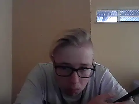 Snapshot of bisexualboy05 chatting on 14, 1, 2025 bisexualboy05 online show from 14, 1, 2025