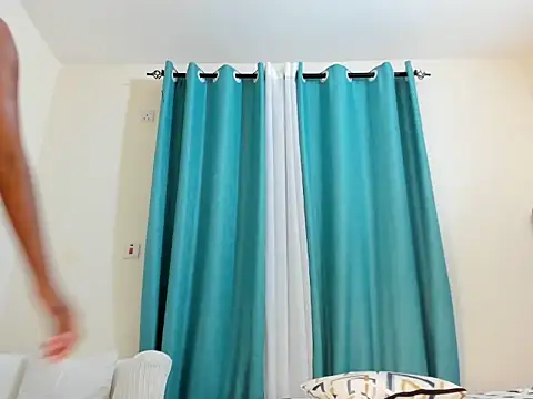 dolly booty online show from 2, 11, 2025