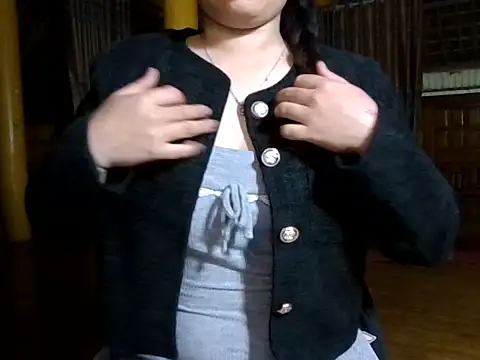 Sexyass13 online show from 16, 1, 2026