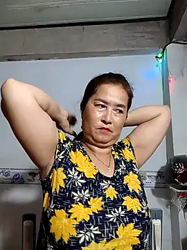 Snapshot of phnz chatting on 19, 10, 2025 phnz online show from 19, 10, 2025