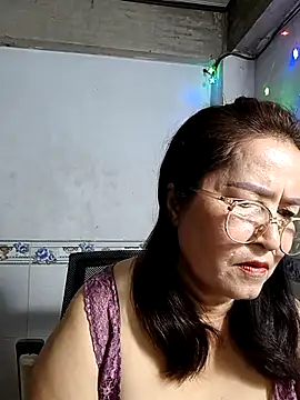 Snapshot of phnz chatting on 20, 12, 2025 phnz online show from 20, 12, 2025