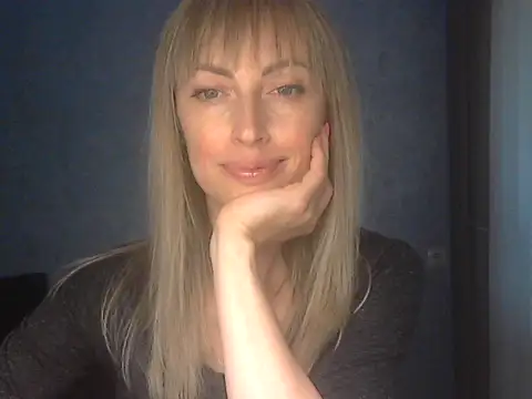 Snapshot of EffectMaya chatting on 14, 5, 2026 EffectMaya online show from 14, 5, 2026