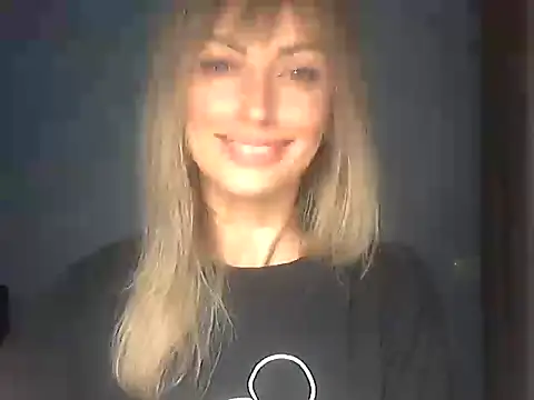 Snapshot of EffectMaya chatting on 17, 5, 2026 EffectMaya online show from 17, 5, 2026