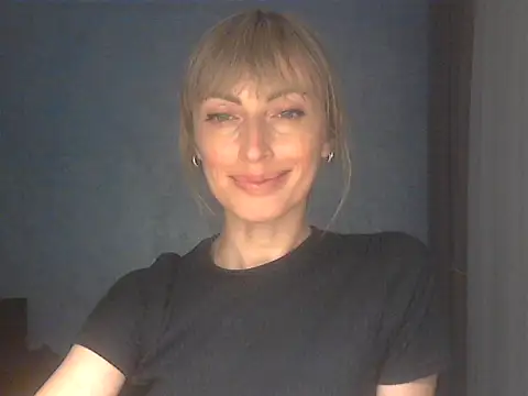 Snapshot of EffectMaya chatting on 25, 5, 2026 EffectMaya online show from 25, 5, 2026