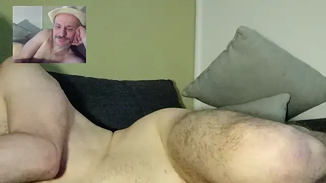 Snapshot of Zed0l1Mod chatting on 23, 12, 2024 Zed0l1Mod online show from 23, 12, 2024