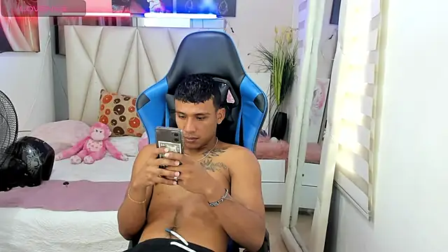 Backsex boy online show from 3, 2, 2025