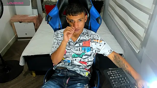 Backsex boy online show from 12, 10, 2025