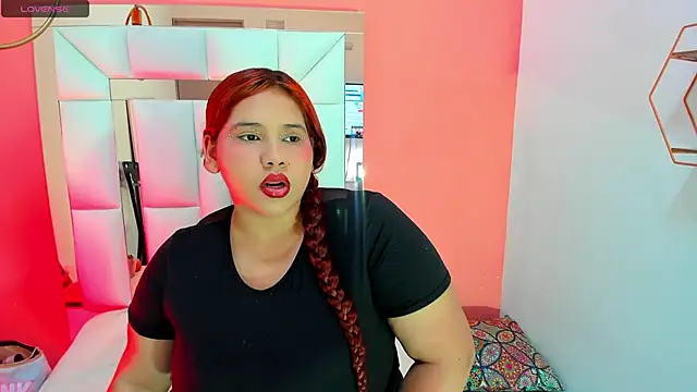 Snapshot of Alanna_hot3 chatting on 6, 3, 2025 Alanna hot3 online show from 6, 3, 2025