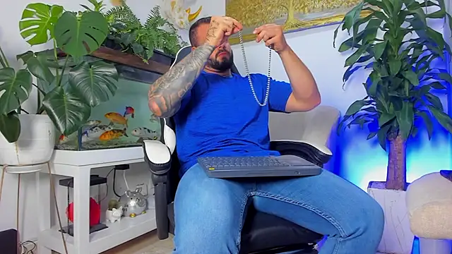 Johnnygrayson1 online show from 25, 3, 2026