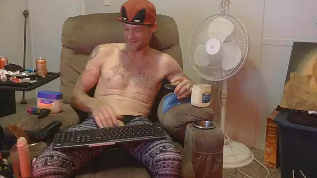 Snapshot of TheOneYouLove69 chatting on 15, 2, 2025 TheOneYouLove69 online show from 15, 2, 2025