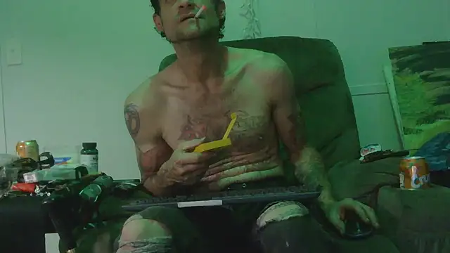 Snapshot of TheOneYouLove69 chatting on 7, 3, 2025 TheOneYouLove69 online show from 7, 3, 2025