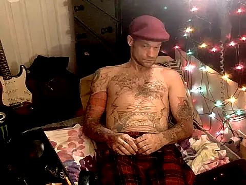 Snapshot of TheOneYouLove69 chatting on 7, 2, 2026 TheOneYouLove69 online show from 7, 2, 2026