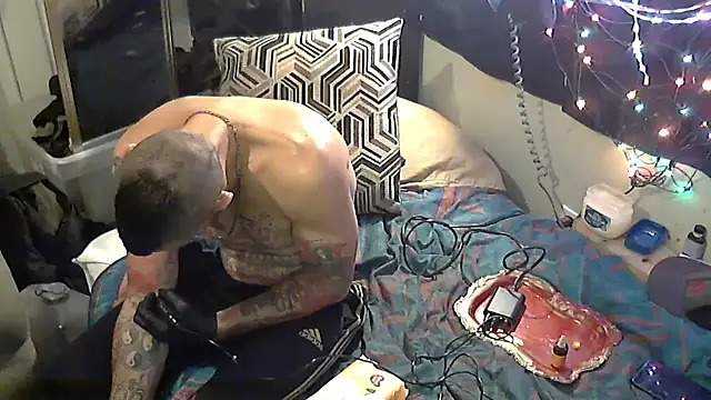 Snapshot of TheOneYouLove69 chatting on 18, 2, 2026 TheOneYouLove69 online show from 18, 2, 2026