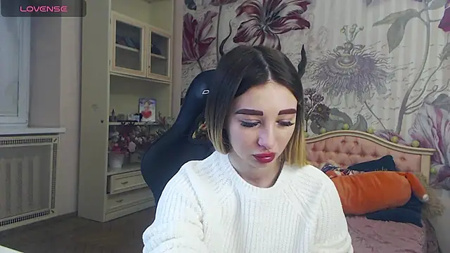 Viky Love  online show from 15, 12, 2024