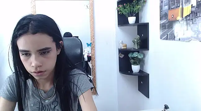 Snapshot of Jasmin_Skinny chatting on 25, 1, 2025 Jasmin Skinny online show from 25, 1, 2025