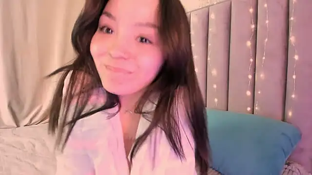 TaiteGloss online show from 9, 3, 2025