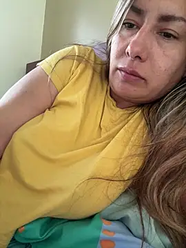 xLadyScarlettx online show from 6, 3, 2025