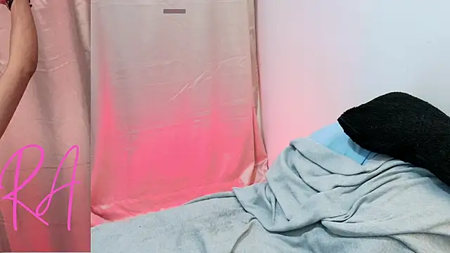 Snapshot of sara_smith45 chatting on 13, 2, 2025 sara smith45 online show from 13, 2, 2025