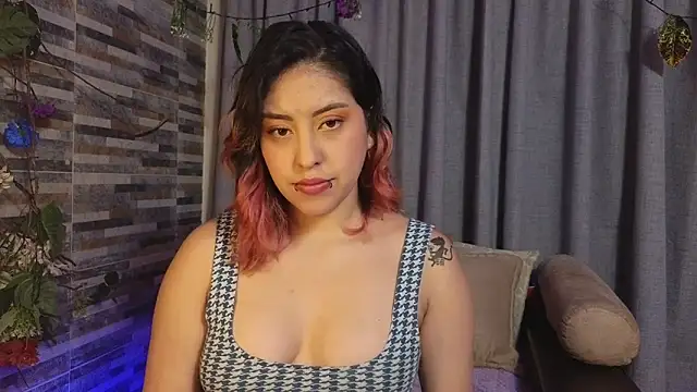 Hairyandsexysalma online show from 6, 10, 2025