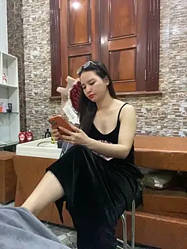 LiLi-Kirix99 online show from 30, 5, 2026
