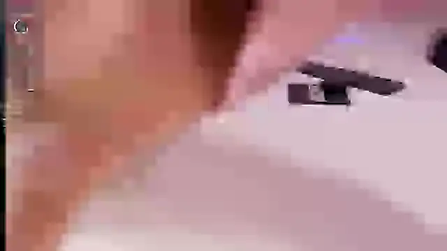 AmberMoss  online show from 9, 3, 2025