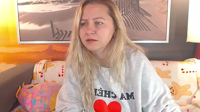 Snapshot of BigBoobsARRI chatting on 3, 12, 2024 BigBoobsARRI online show from 3, 12, 2024