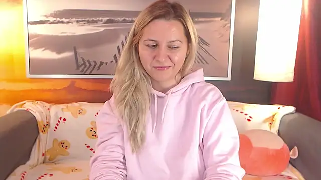 Snapshot of BigBoobsARRI chatting on 11, 12, 2024 BigBoobsARRI online show from 11, 12, 2024