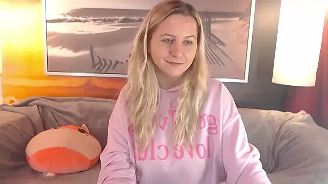 Snapshot of BigBoobsARRI chatting on 18, 12, 2024 BigBoobsARRI online show from 18, 12, 2024