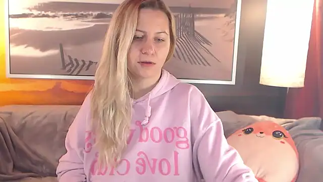 Snapshot of BigBoobsARRI chatting on 19, 12, 2024 BigBoobsARRI online show from 19, 12, 2024