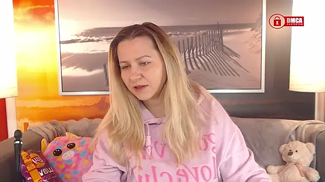 Snapshot of BigBoobsARRI chatting on 9, 2, 2025 BigBoobsARRI online show from 9, 2, 2025