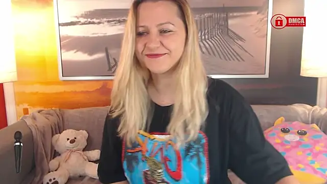 Snapshot of BigBoobsARRI chatting on 14, 2, 2025 BigBoobsARRI online show from 14, 2, 2025