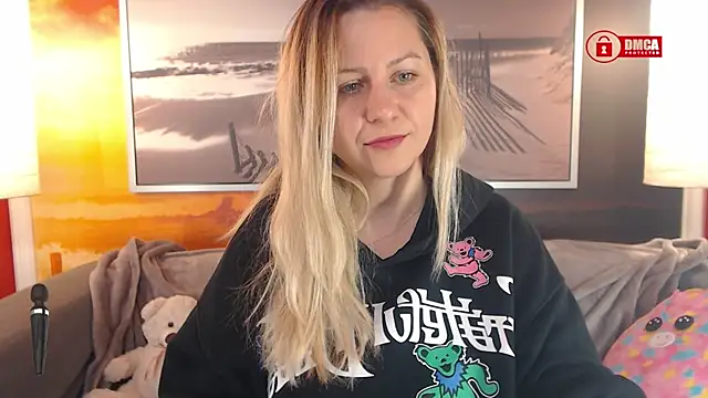 Snapshot of BigBoobsARRI chatting on 15, 2, 2025 BigBoobsARRI online show from 15, 2, 2025