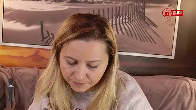 Snapshot of BigBoobsARRI chatting on 8, 3, 2025 BigBoobsARRI online show from 8, 3, 2025