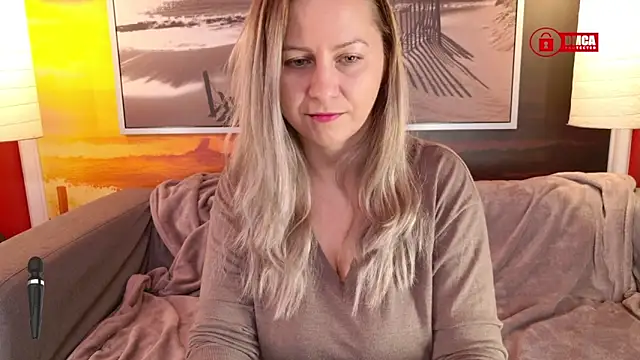 Snapshot of BigBoobsARRI chatting on 10, 3, 2025 BigBoobsARRI online show from 10, 3, 2025